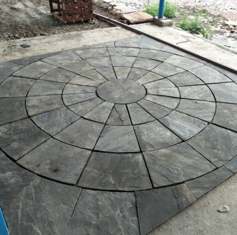 Imperial Black circle