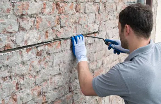 Why Stone Cracks After Summer Installation—and How to Prevent It ?